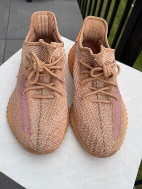 Adidas Yeezy Boost 350 V2 Clay - Size 9